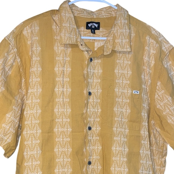Billabong Mustard & Cream Short-Sleeve Button-Up 100% Cotton Shirt - Picture 2 of 11
